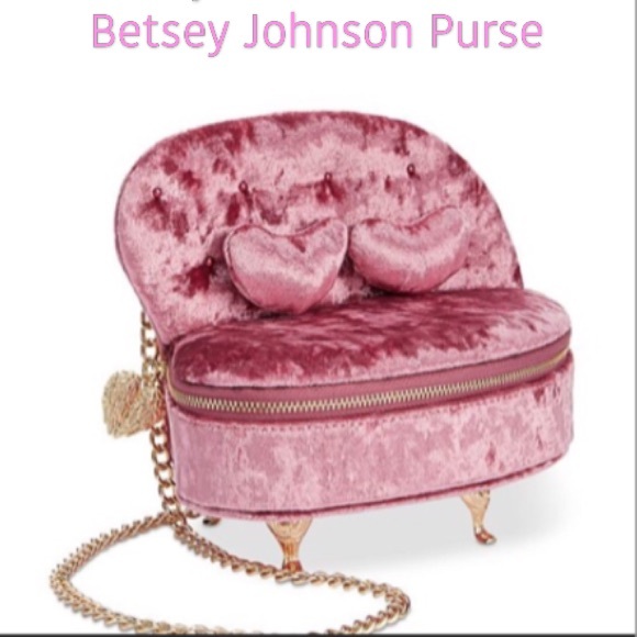 betsey johnson pink luggage